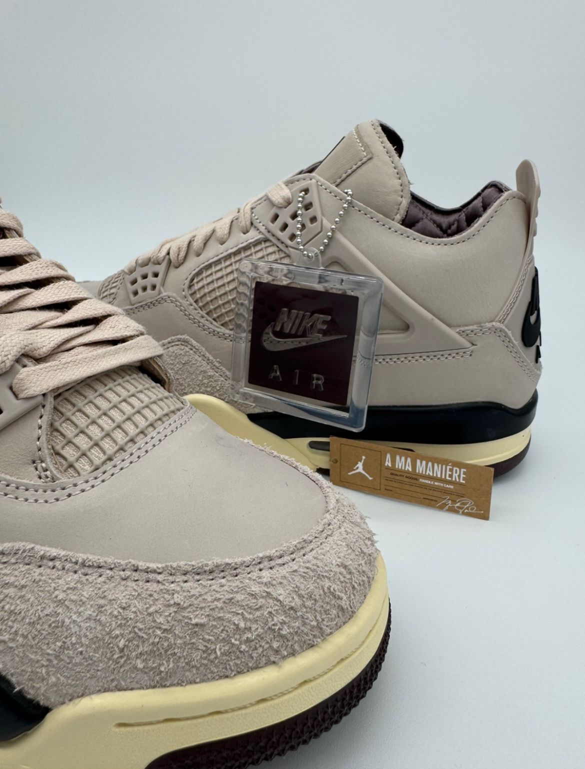 Jordan 4 Retro "Ama Maniere While You Were Sleeping"