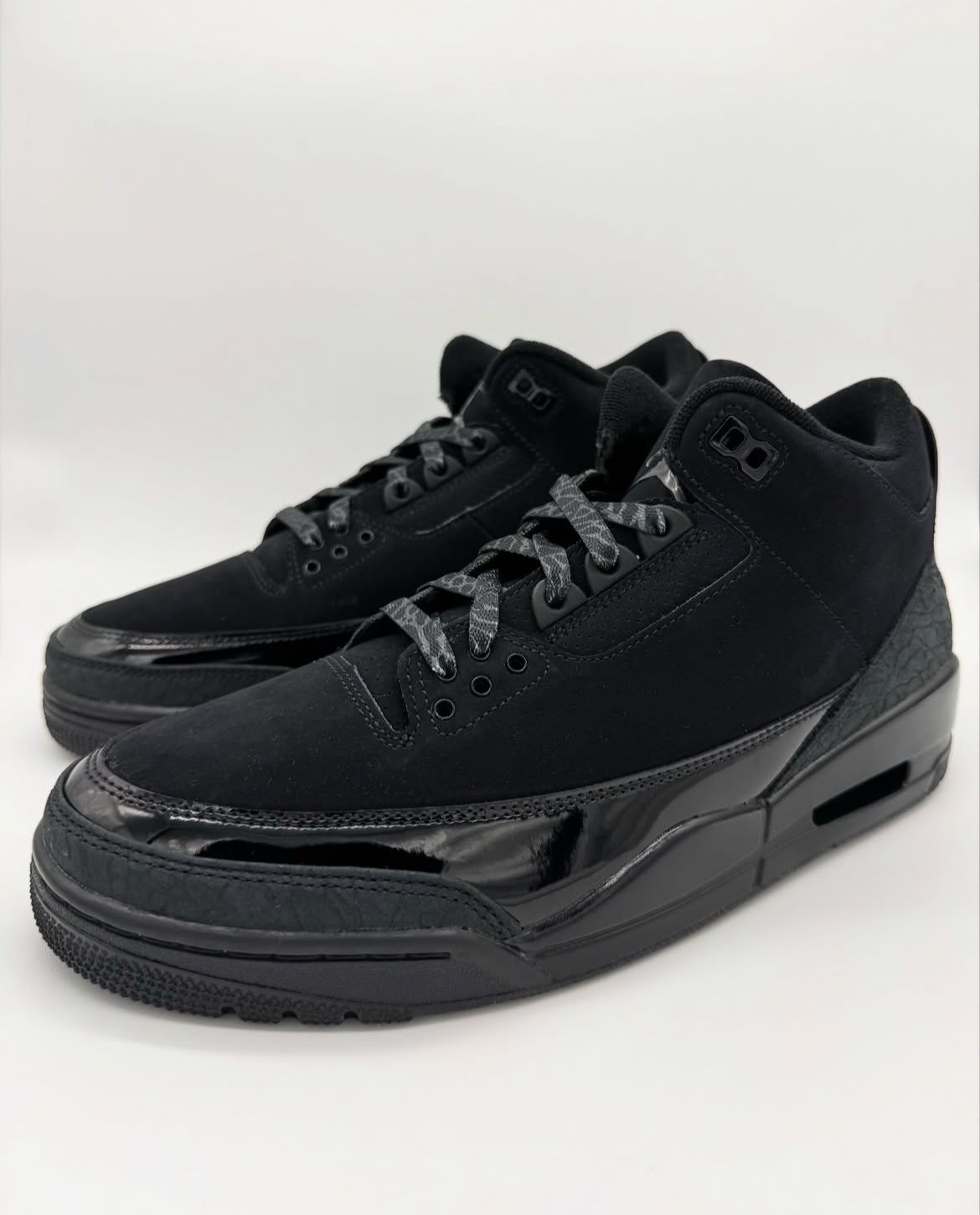 Jordan 3 Retro "Black Cat"