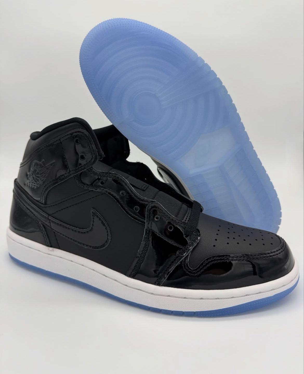 Jordan 1 Mid "Space Jam"