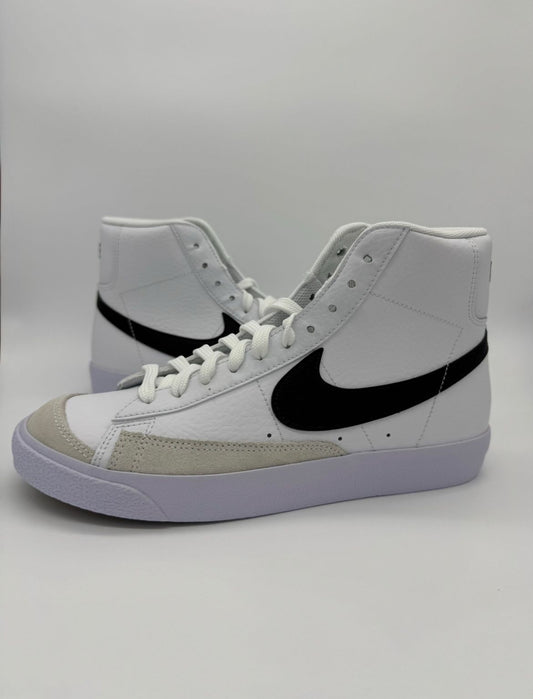 Blazer Mid'77