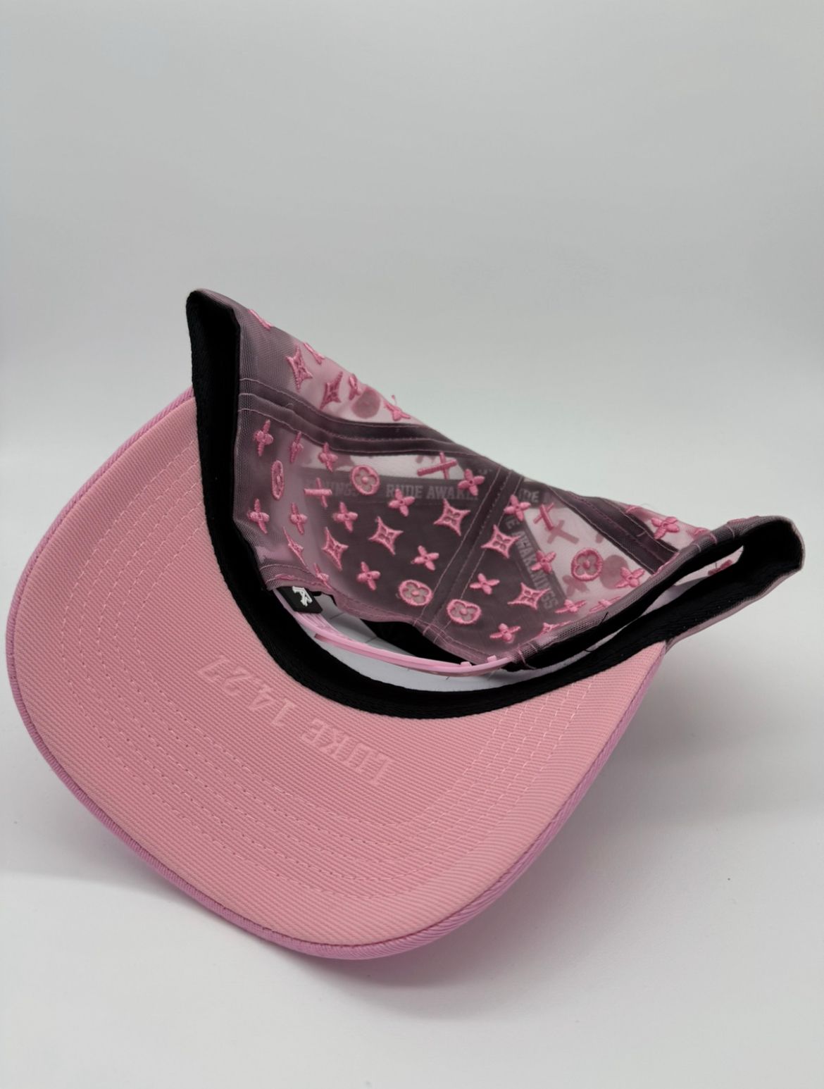 Rude Awakenings “LaLaLa Pink”